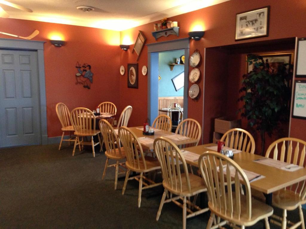 Settler'S Inn & Motel Plaster Rock Buitenkant foto